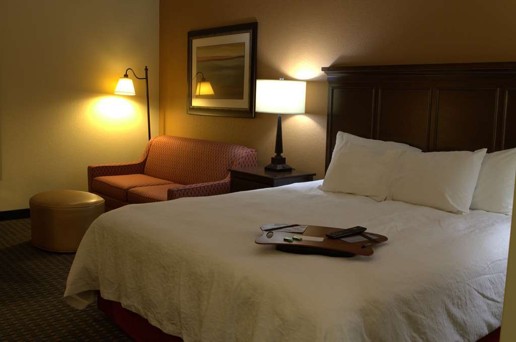 Hampton Inn Princeton Bilik gambar