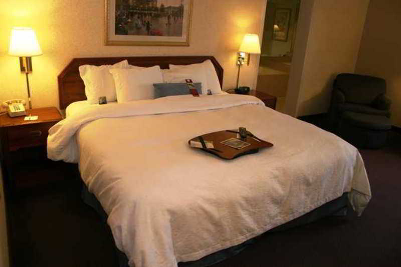 Hampton Inn Princeton Bilik gambar