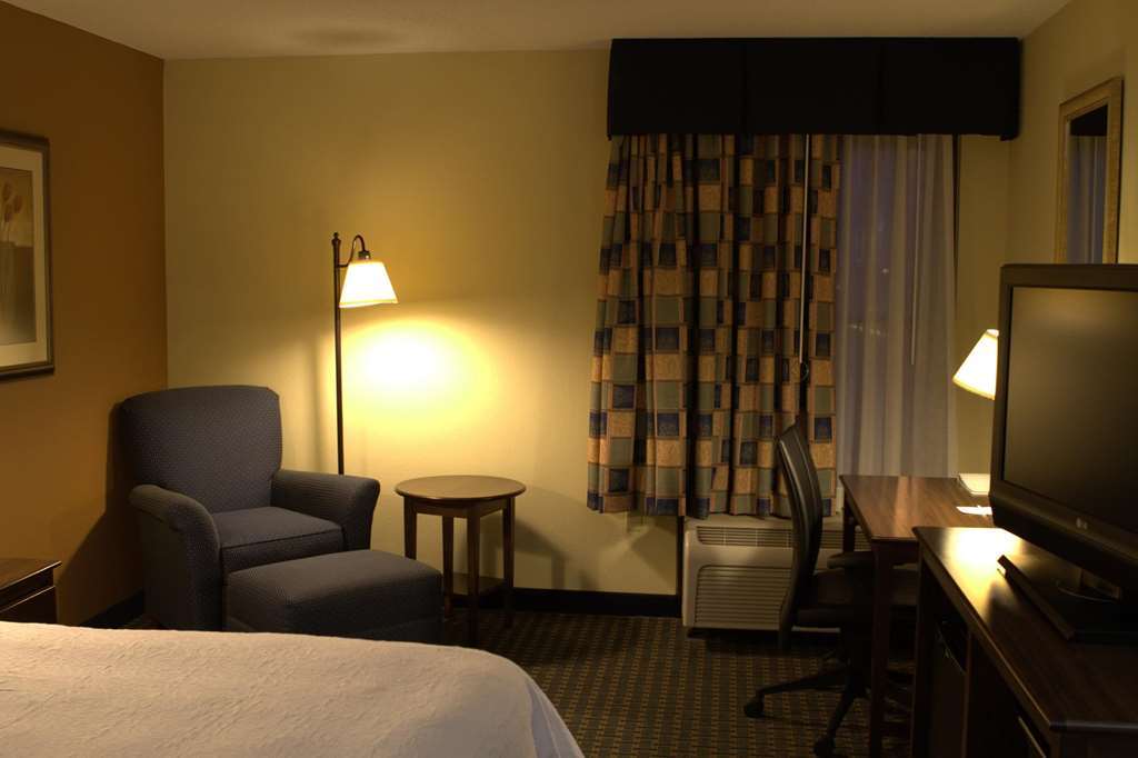 Hampton Inn Princeton Bilik gambar